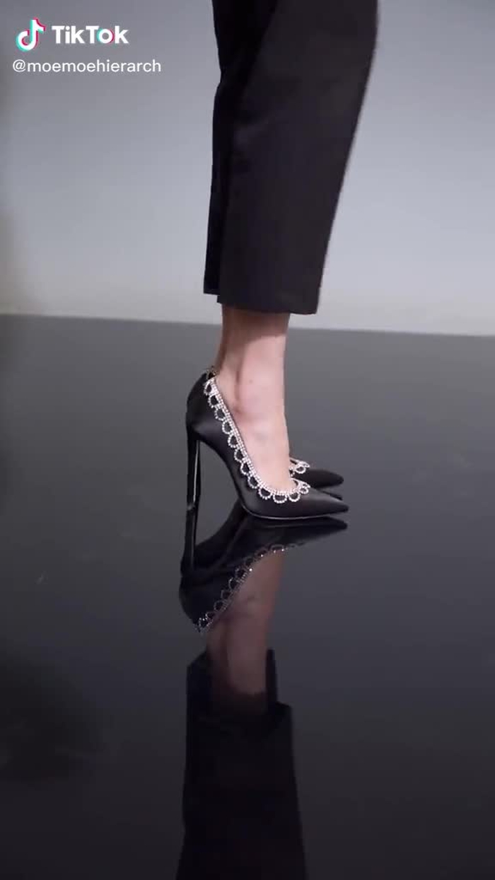 Jianhao Li (@cn_streetfashion) on TikTok 223