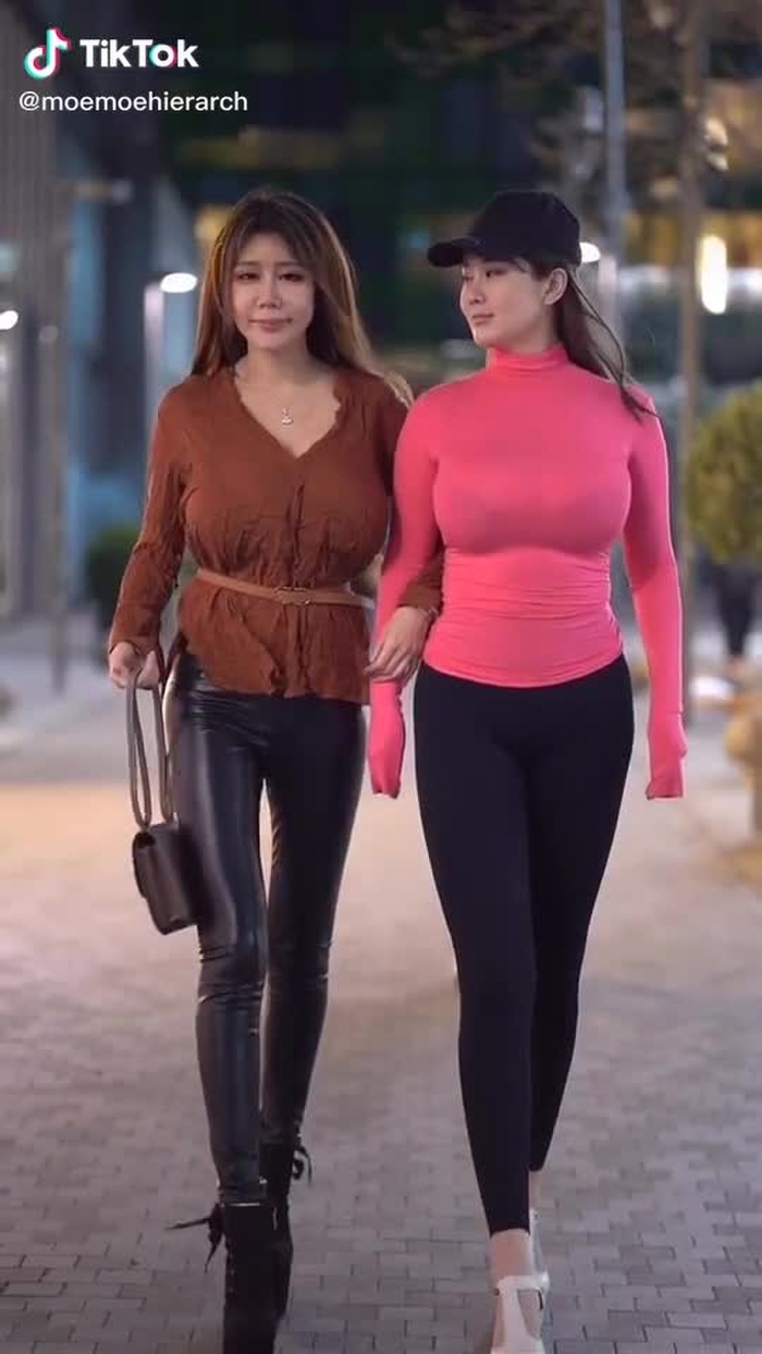 Jianhao Li (@cn_streetfashion) on TikTok 248