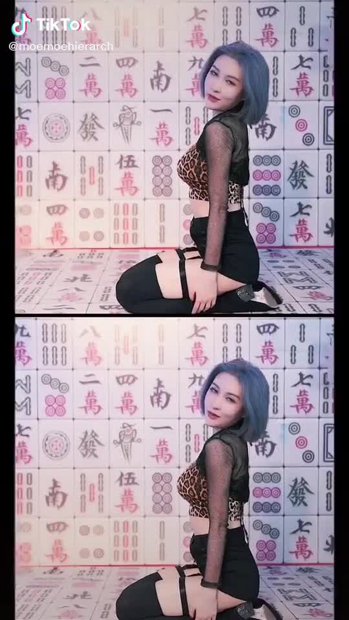 Jianhao Li (@cn_streetfashion) on TikTok 262