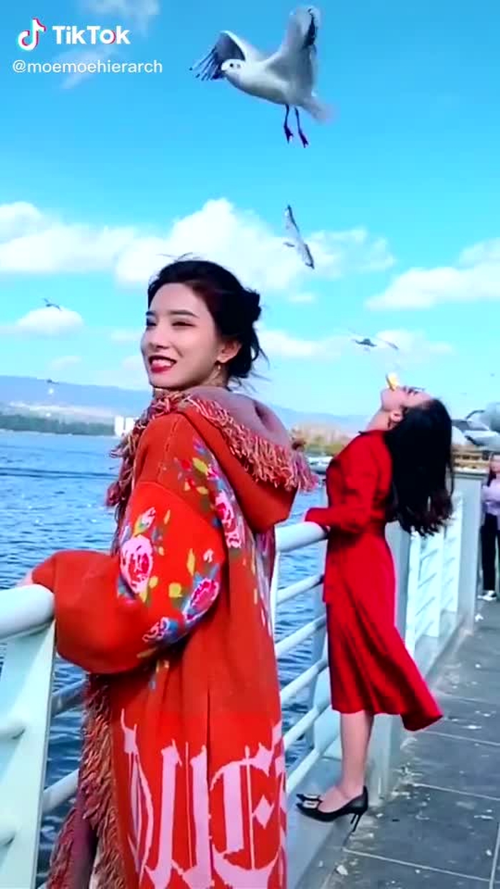 Jianhao Li (@cn_streetfashion) on TikTok 265