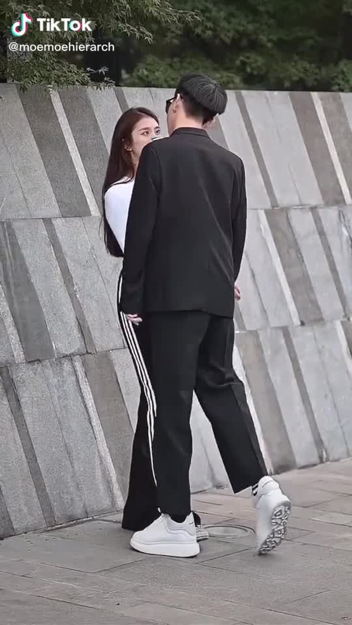 Jianhao Li (@cn_streetfashion) on TikTok 321