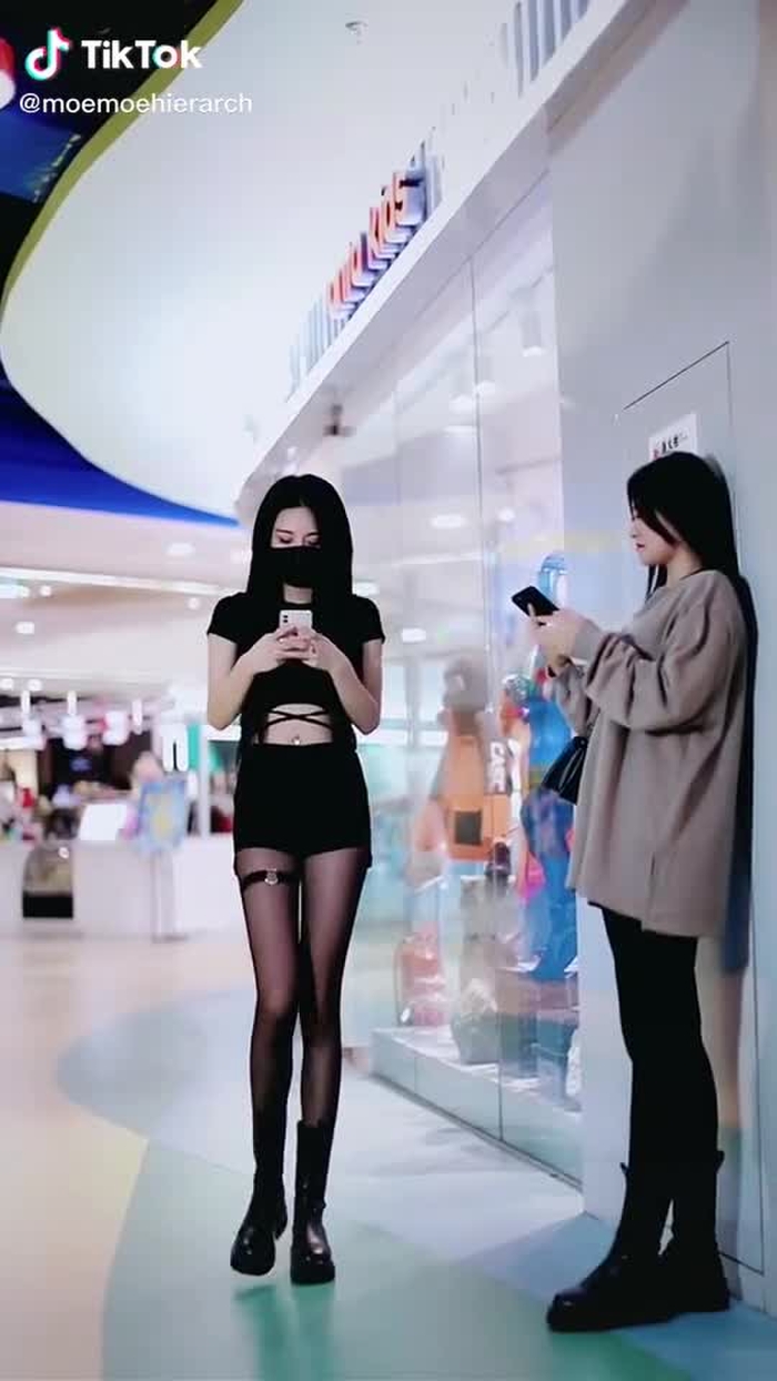 Whose legs are longer?