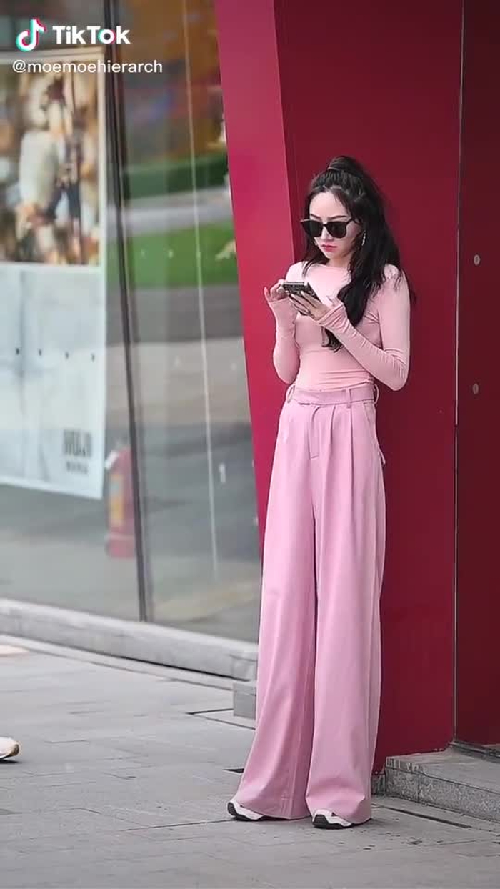 Jianhao Li (@cn_streetfashion) on TikTok 367