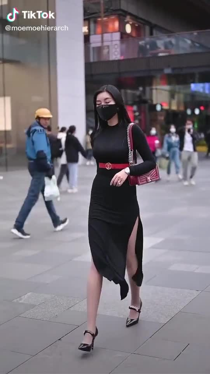 Jianhao Li (@cn_streetfashion) on TikTok 397