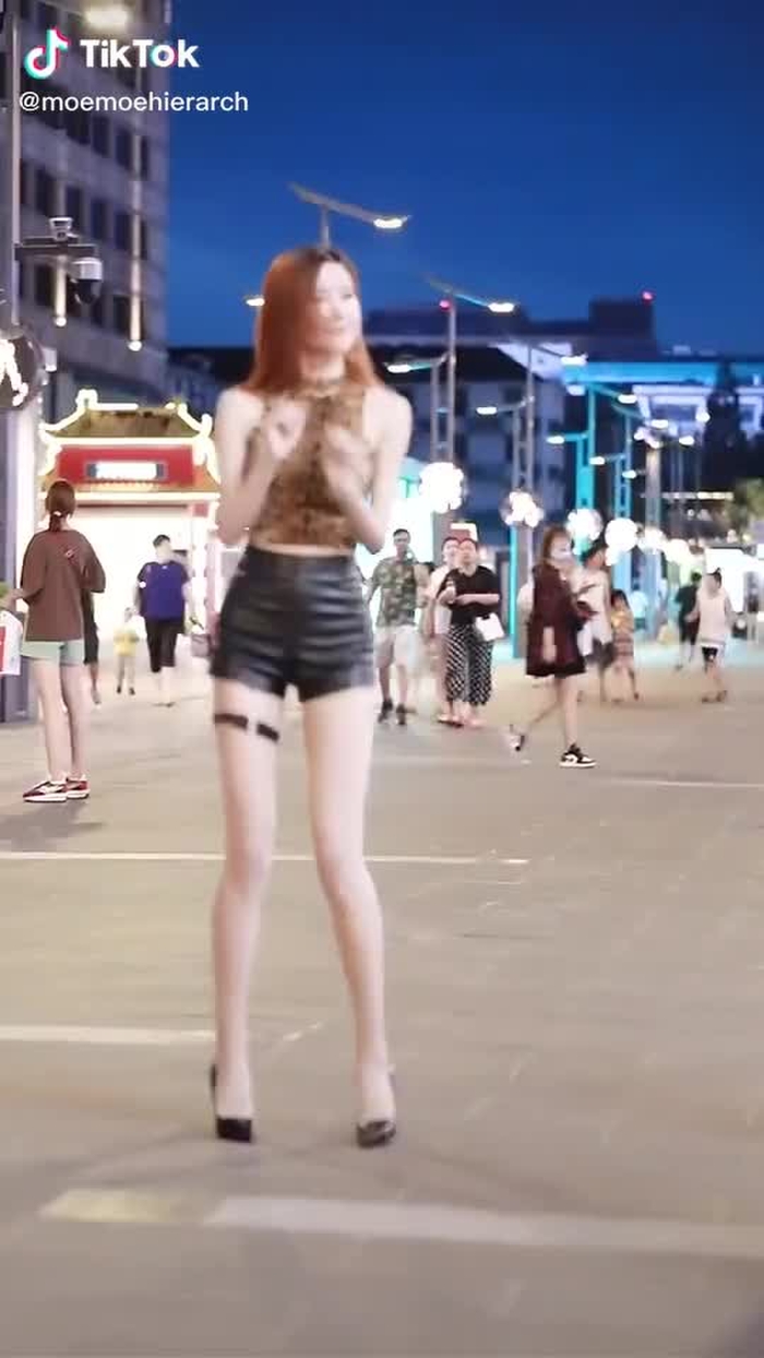 Jianhao Li (@cn_streetfashion) on TikTok 416