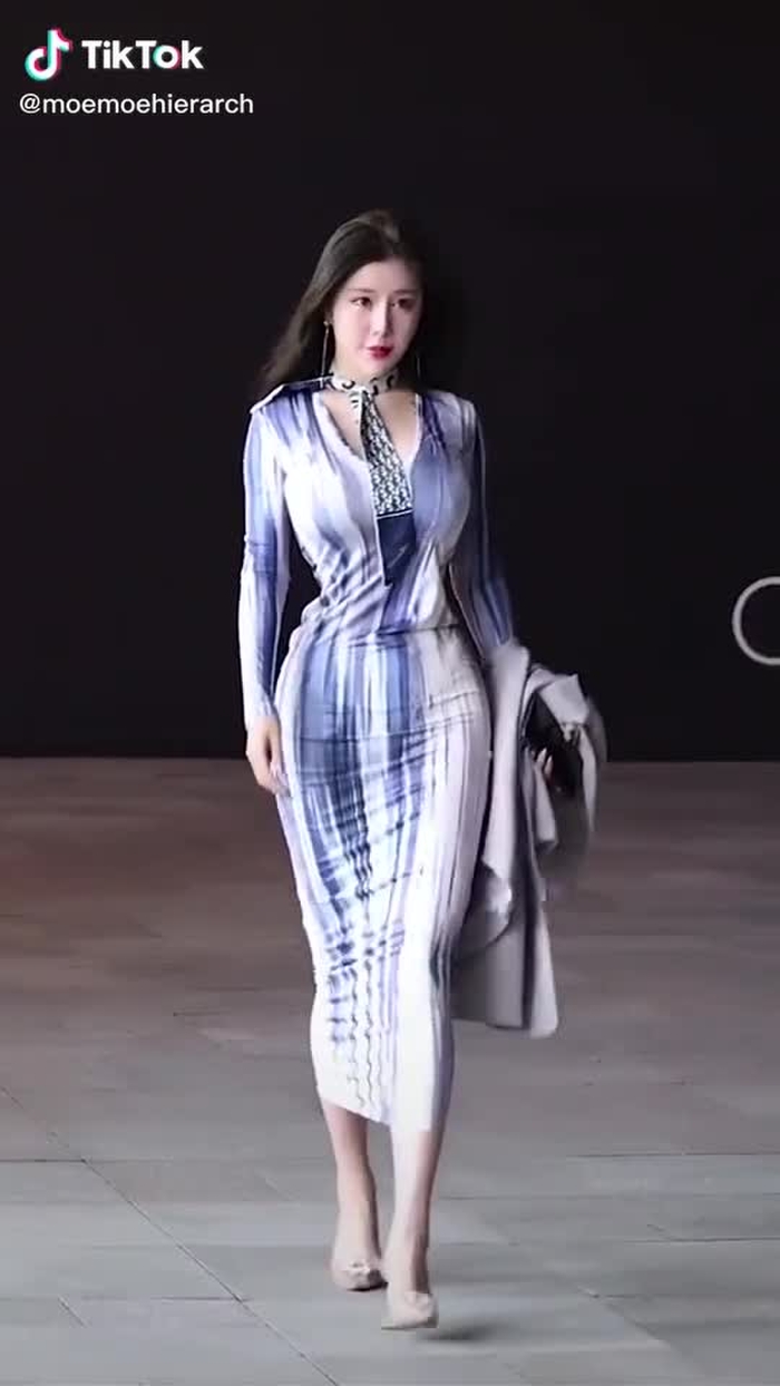 Jianhao Li (@cn_streetfashion) on TikTok 435