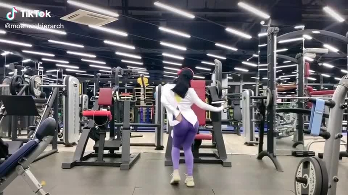 Jianhao Li (@cn_streetfashion) on TikTok 478