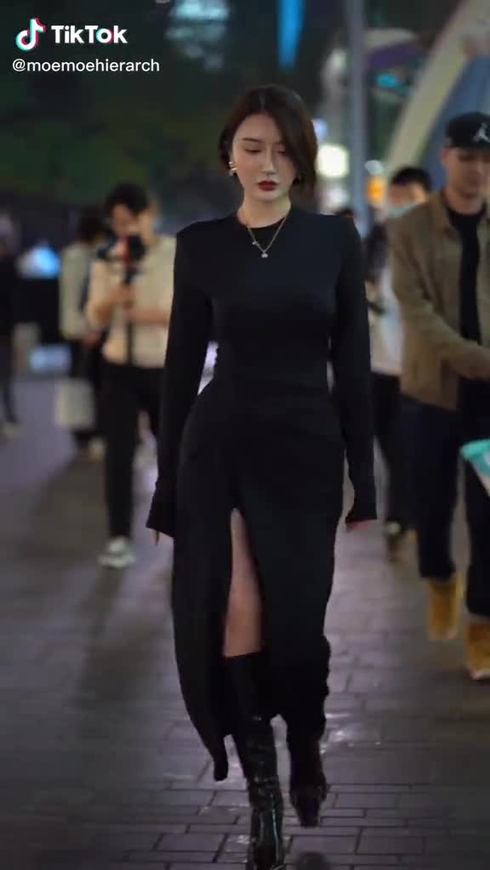 Jianhao Li (@cn_streetfashion) on TikTok 492