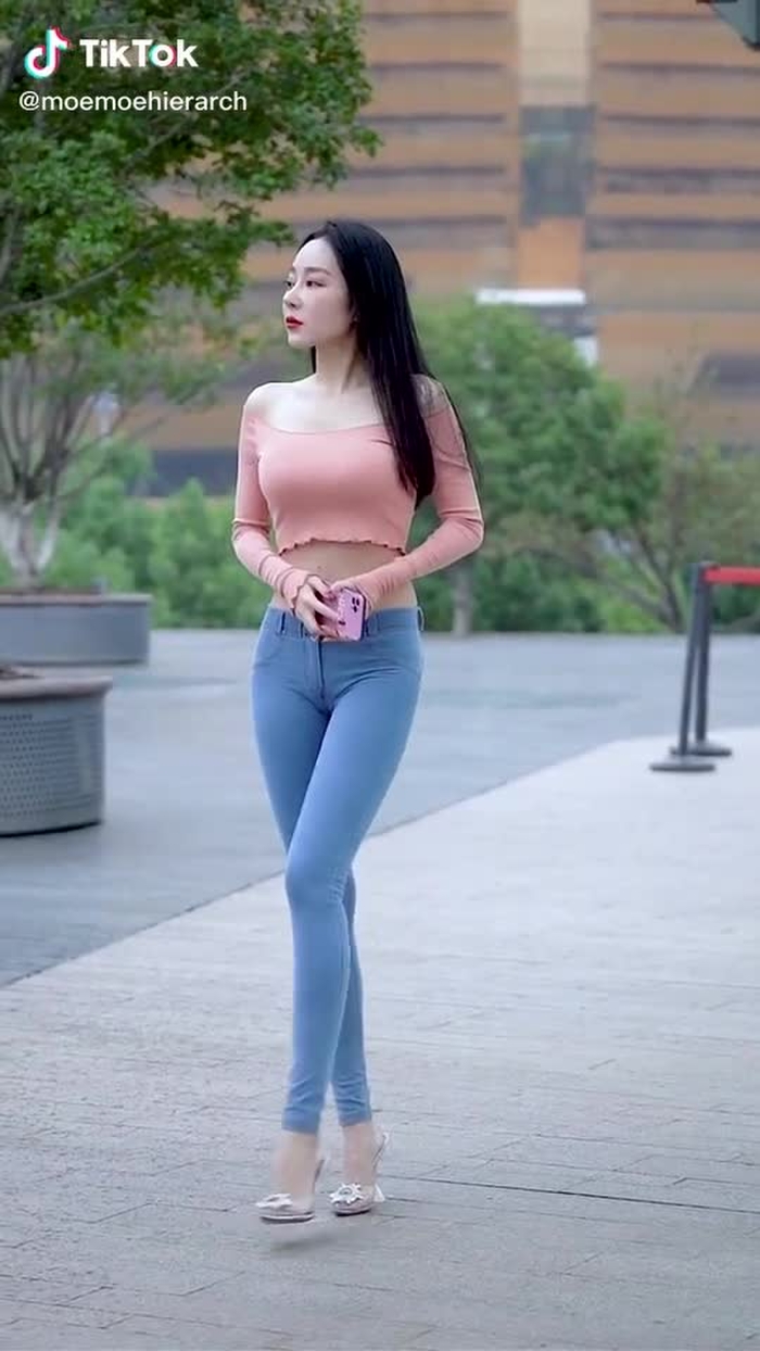 Jianhao Li (@cn_streetfashion) on TikTok 506