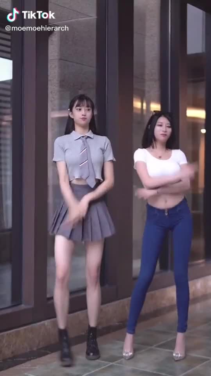Jianhao Li (@cn_streetfashion) on TikTok 519