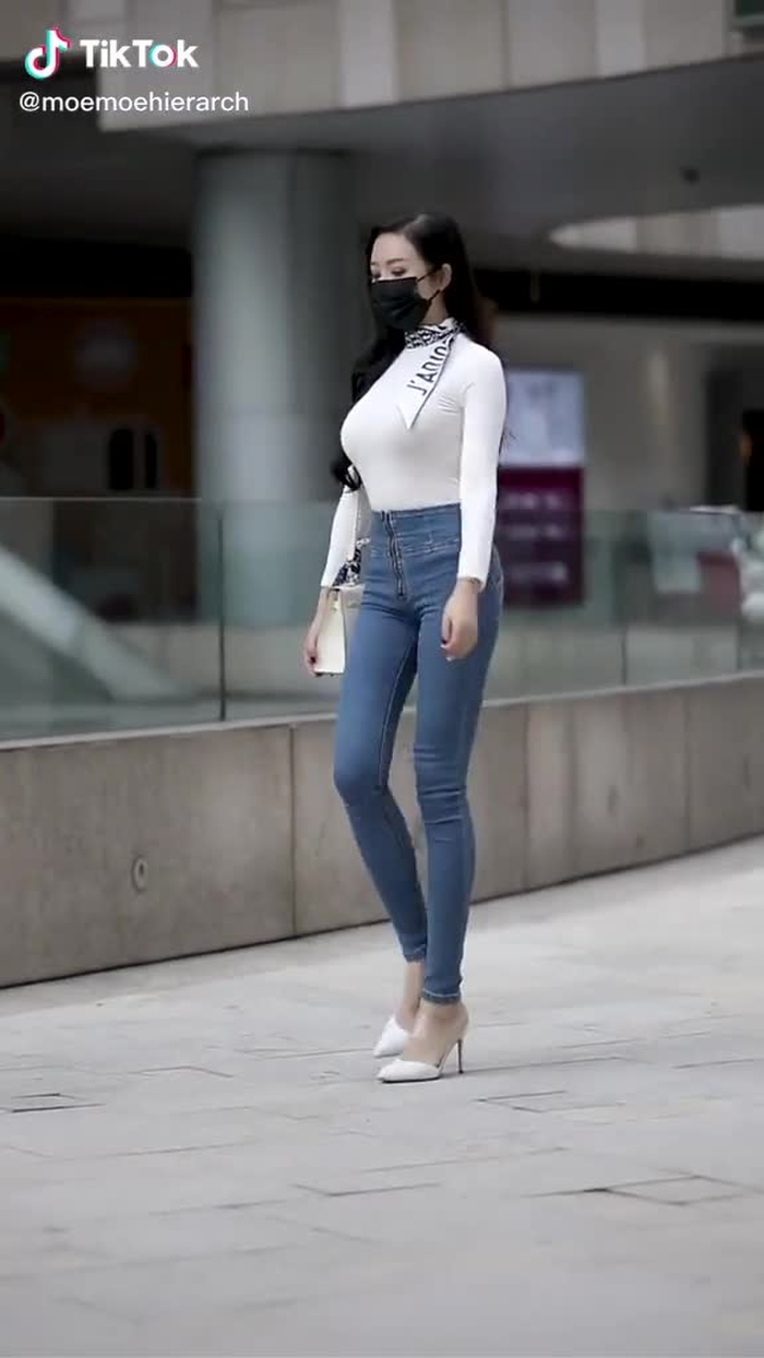 Jianhao Li (@cn_streetfashion) on TikTok 531