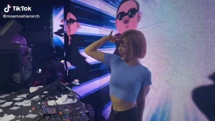 DJ