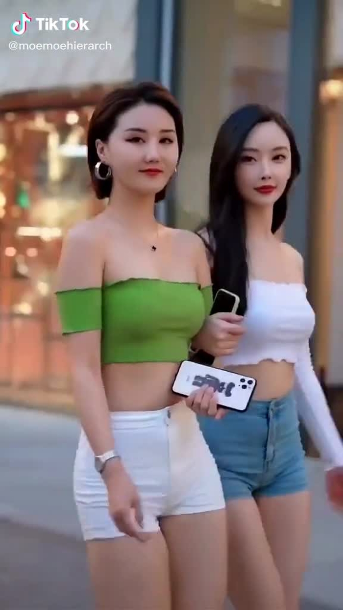 Jianhao Li (@cn_streetfashion) on TikTok 551