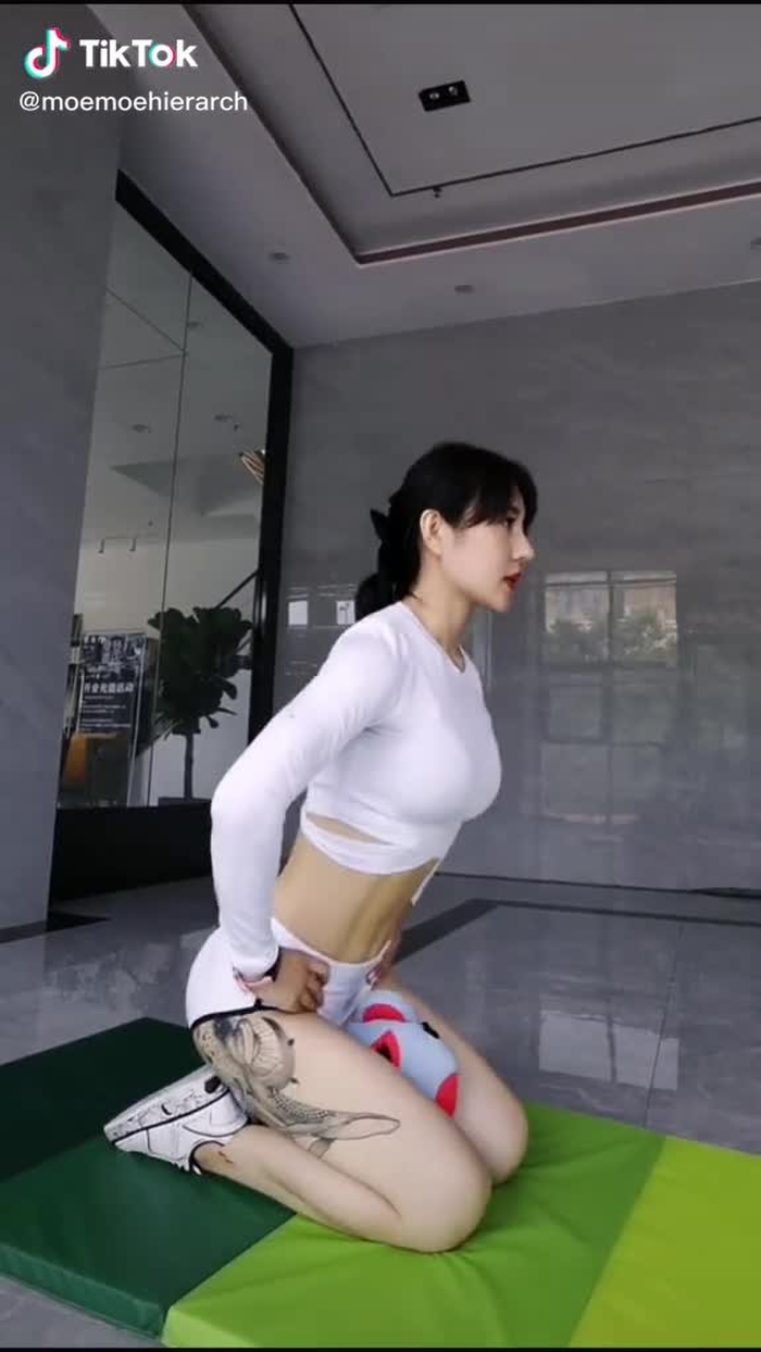 Easytocreatepeachbuttocks