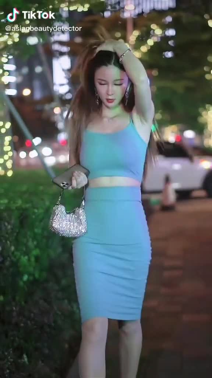 Gorgeous No. 2 9