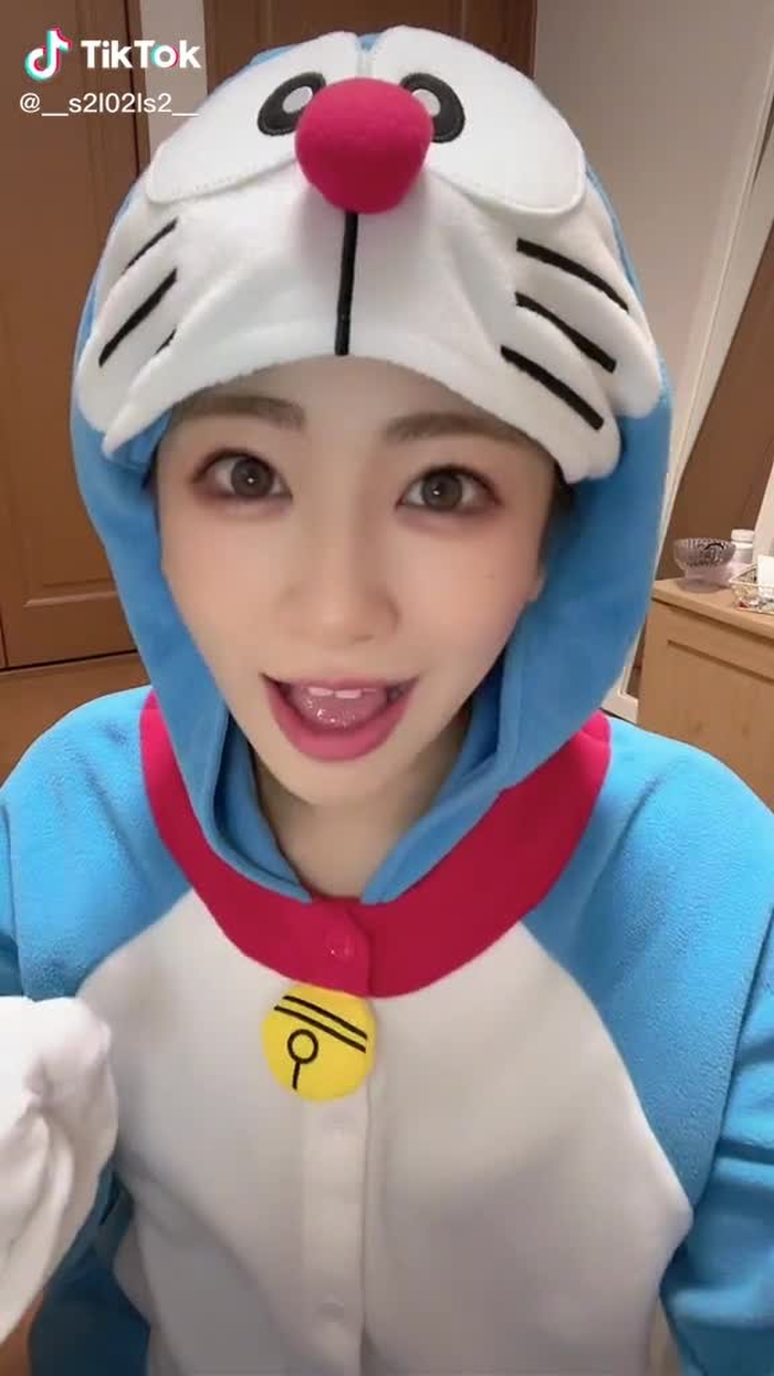 ドラえもんって指ないから大変だなあ！#どらえもん #僕のビタミン #おけおけ