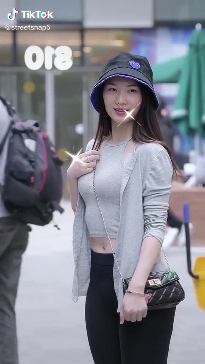 #fashion #style #girl #fyp #beautiful #chinastyle #streetfashion #beauty #chinastreetstyle 7