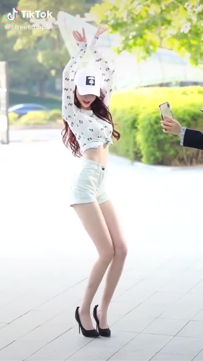 #fit #fashion #fitness #streetfashion2020 #chinastyle #style #girl #beauty #beautiful #fashion101
