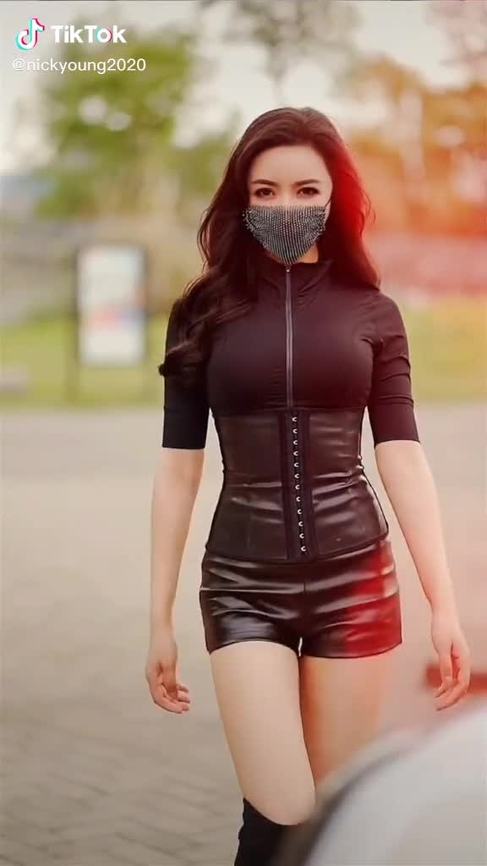 need a ride?😜#prettygirl #asianbeautydetector
