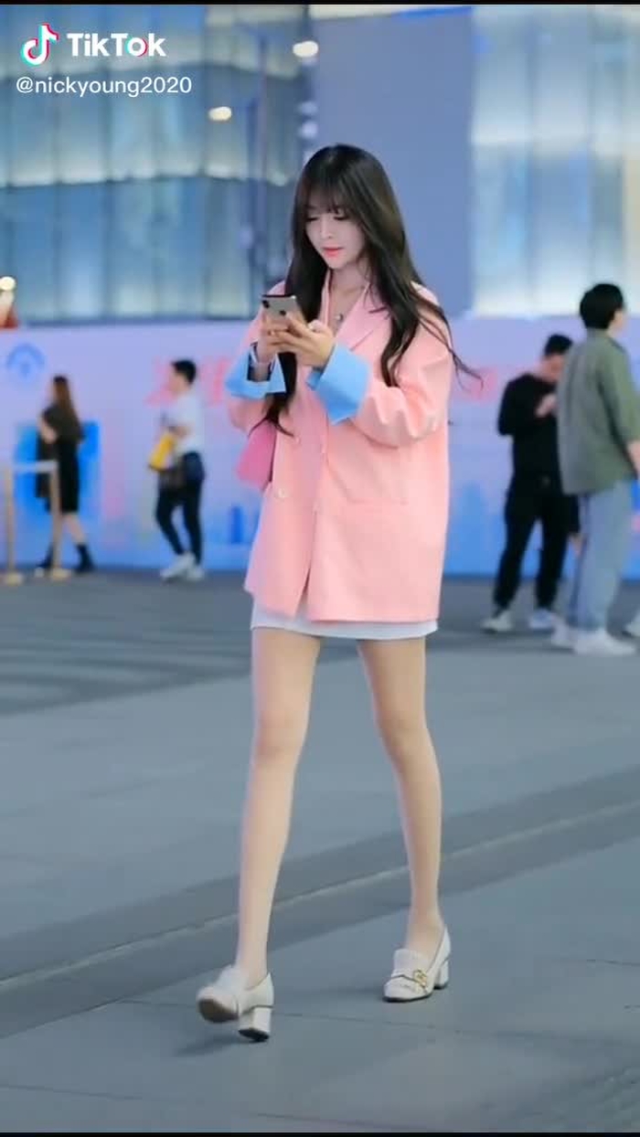 I love pink now😍😍#chinastreetstyle #asianbeauty #chinesestreetwear