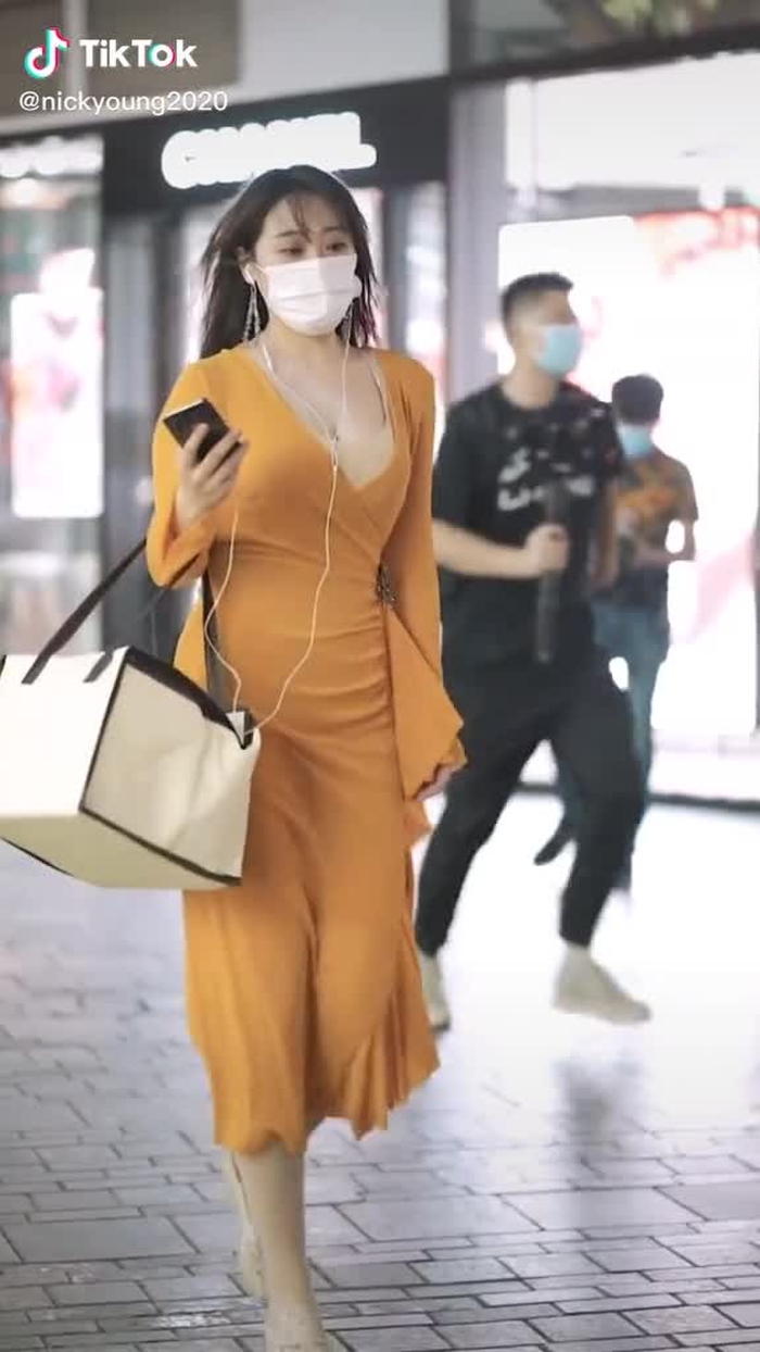 I like chubby lady😍😍😍