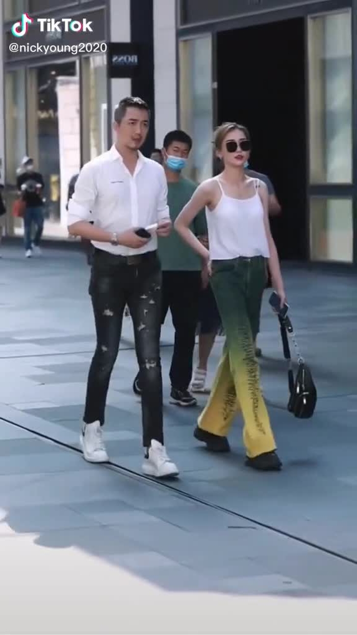 Cool pants😘