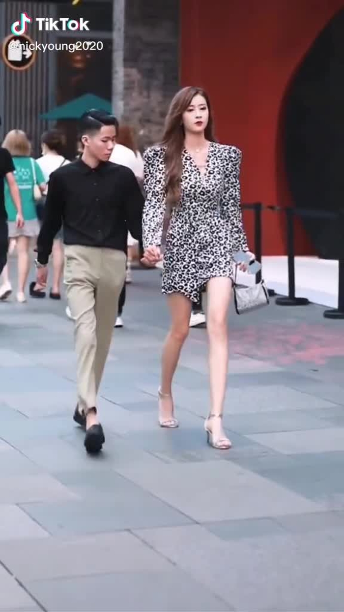 his girl friend is taller🤔