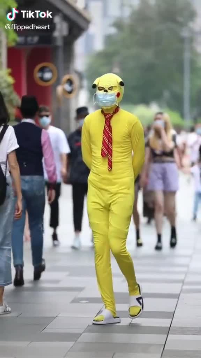 what's wrong Pikachu😂😂😂