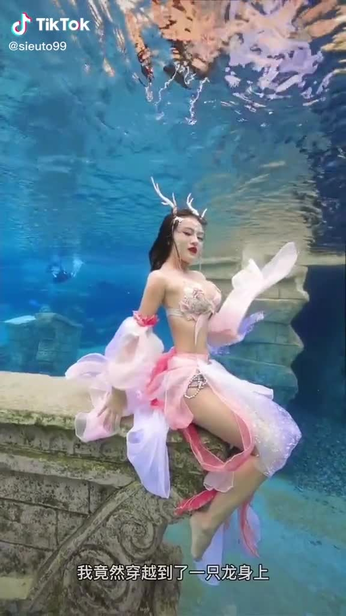 #xuhuongtiktok #xuhuong#sieuto #sieuto99 #gaixinh #gaixinhtiktok #nguckhung #nguckhung99 158