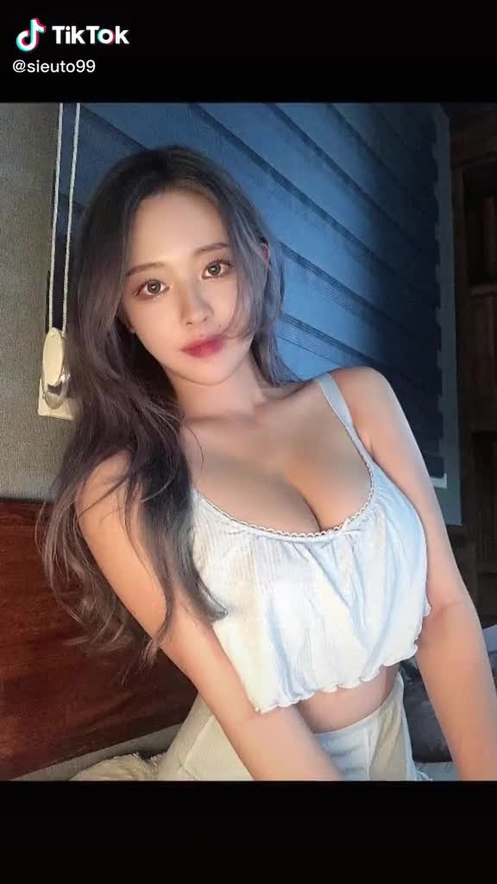 #xuhuongtiktok #xuhuong#sieuto #sieuto99 #gaixinh #gaixinhtiktok #nguckhung #nguckhung99 186