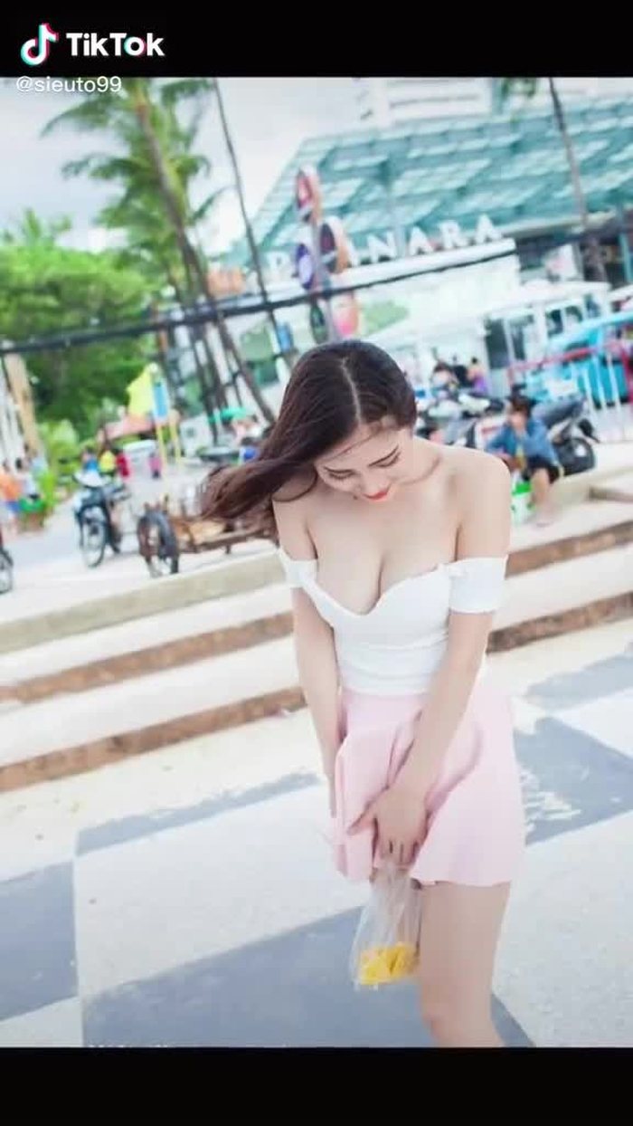 #xuhuongtiktok #xuhuong#sieuto #sieuto99 #gaixinh #gaixinhtiktok #nguckhung #nguckhung99 295
