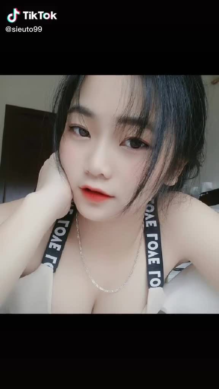 #xuhuongtiktok #sieuto99 #gaixinh #nguckhung99 64