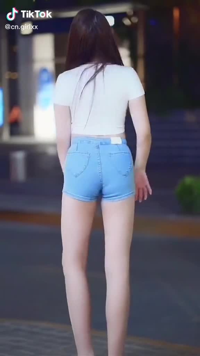 CN.Girl 💋 (@cn.girlxx) on TikTok 8