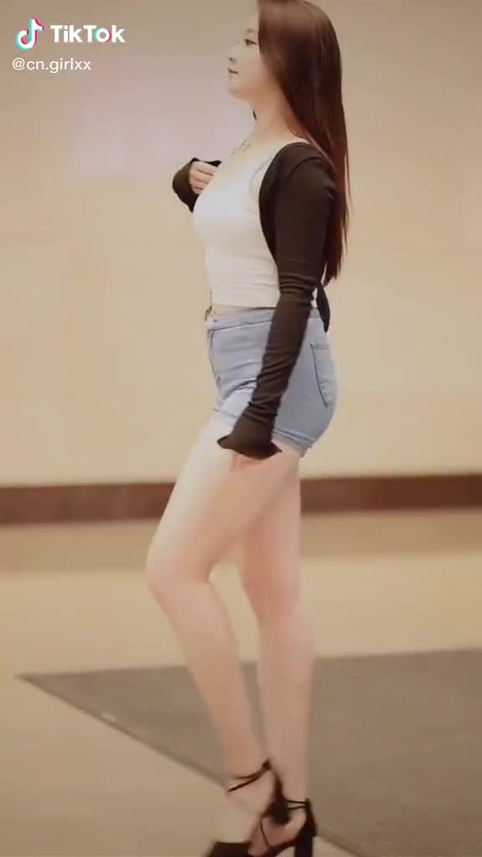 CN.Girl 💋 (@cn.girlxx) on TikTok 87