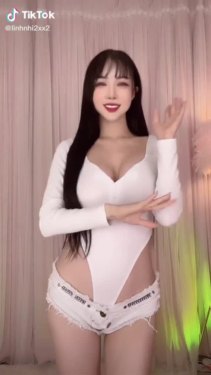 Vào Zalo em có Nhóm kín ạ hii #gaixinhtiktok #ChotDonTiki1111 #gaixinhvn123