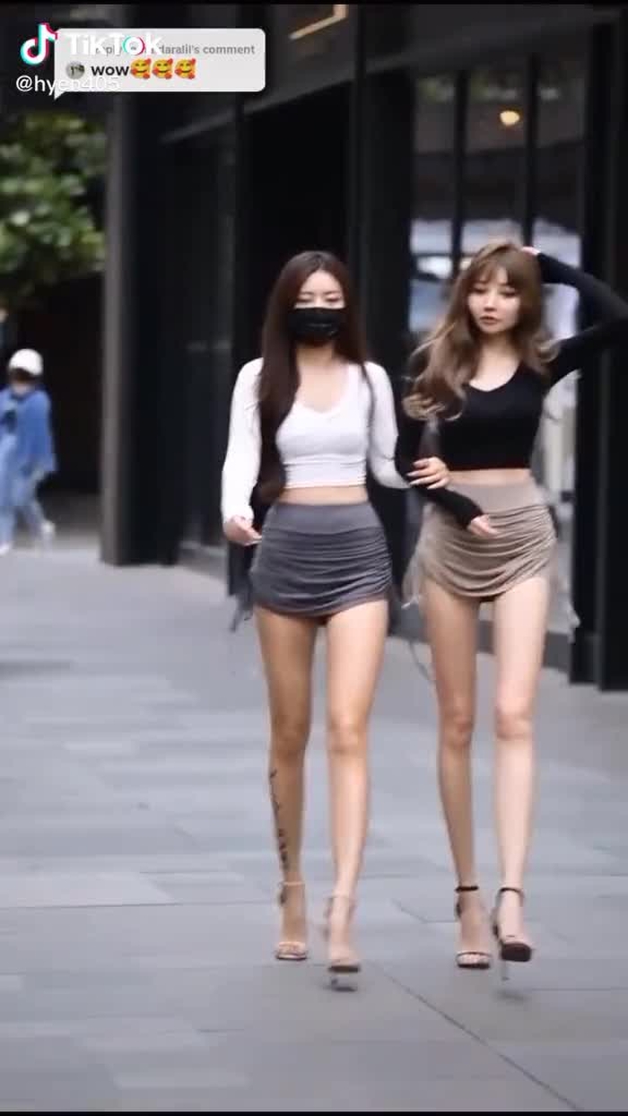 Trả lời @haidaralil 国外有的辣妹，我们也有 #fypシ #prettygirl #chinesestreetfashion #chinastreetstyle #streetstyle #streetfashion #streetwear #fashion #style