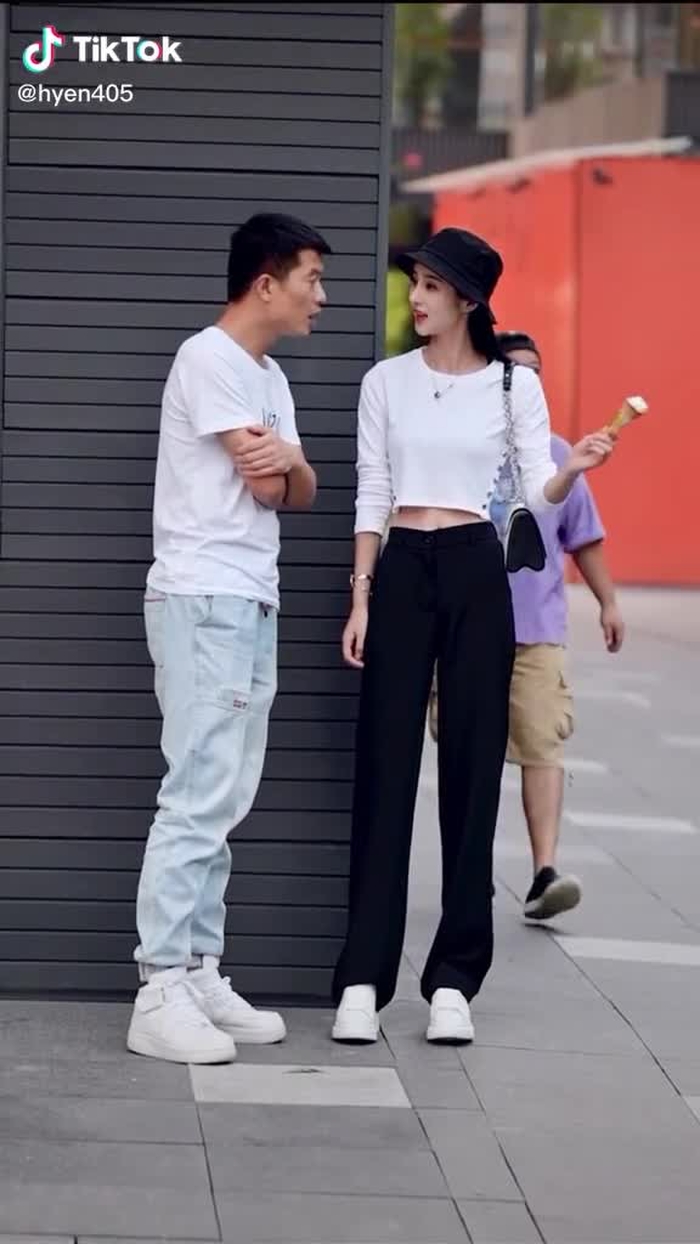 这冰激凌的味道应该很甜吧？  #fypシ #chinesestreetfashion #chinastreetstyle #streetstyle #streetfashion #streetwear #fashion #style