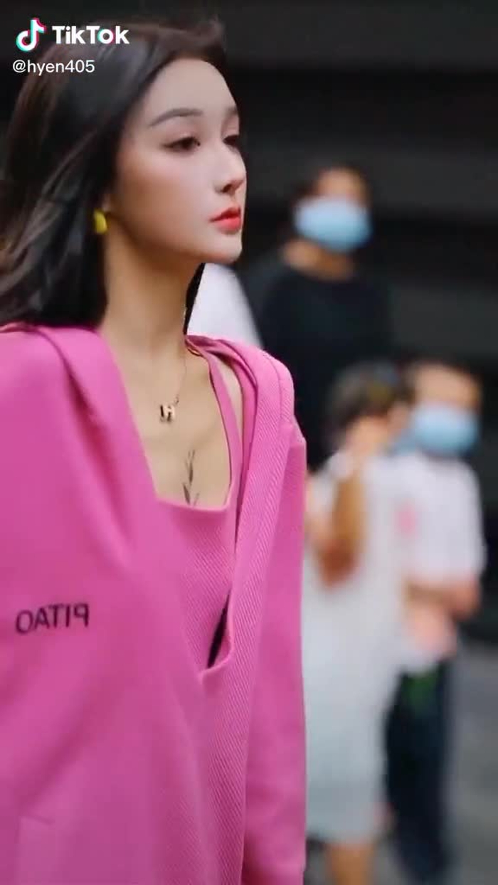 零零后是这玩的 #fypシ #chinesestreetfashion #chinastreetstyle #gaixinh #streetstyle #streetfashion #streetwear #girl #fashion