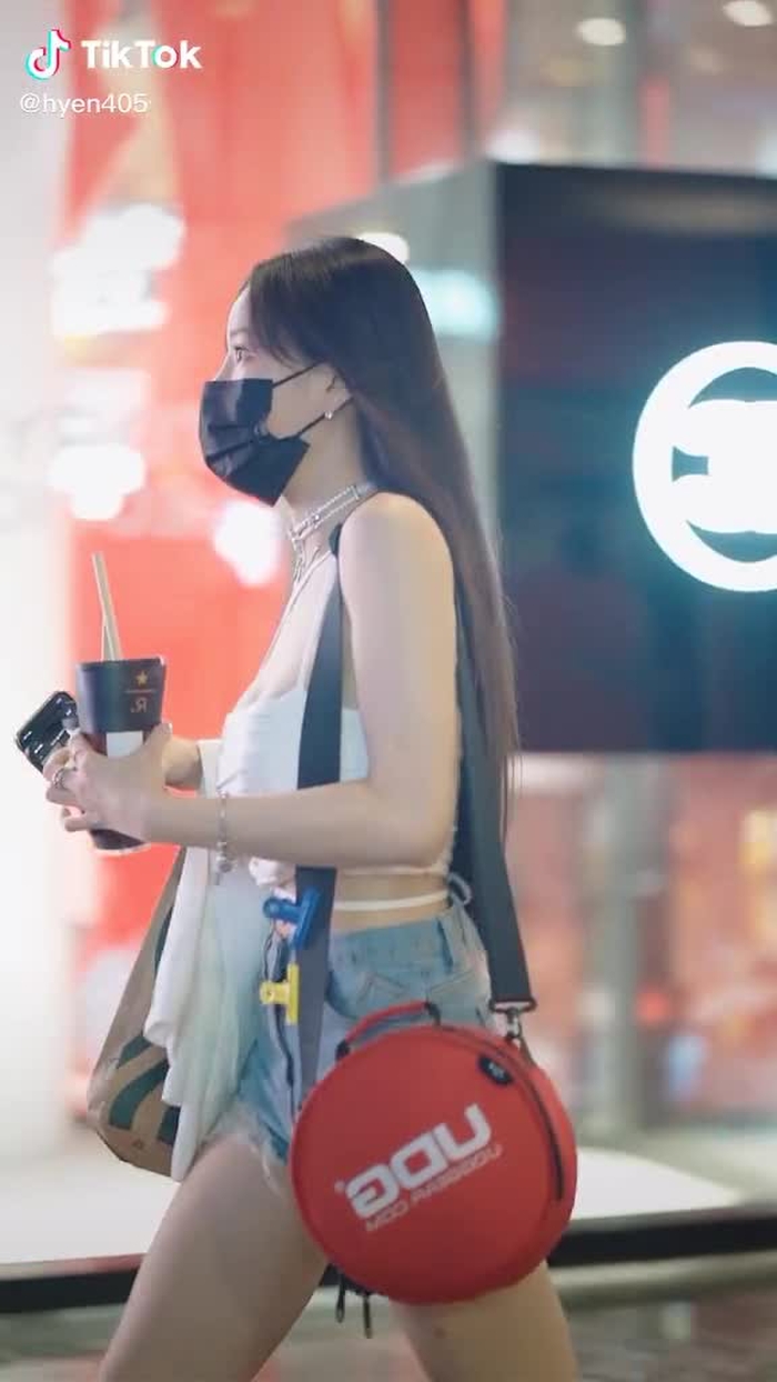 💯💯💯#fypシ #girl #gaixinh #chinastreetstyle #chinesestreetfashion #streetfashion #style #fashion #strwetwear