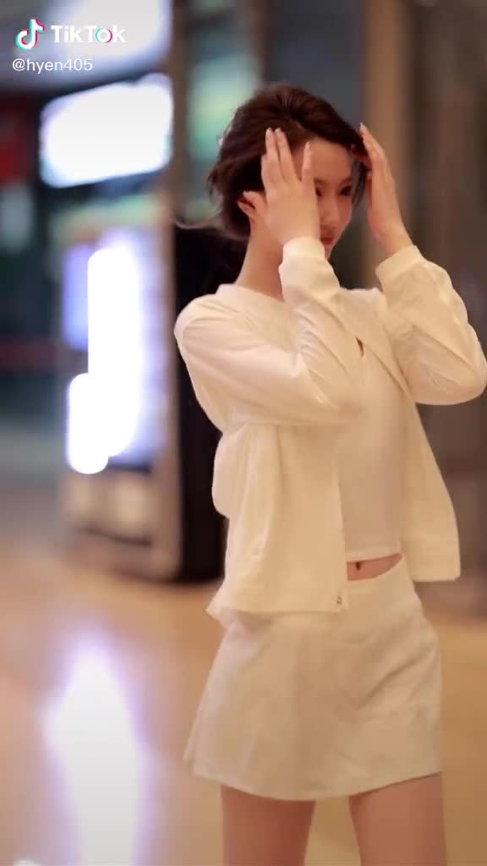 智者不入爱河  #fypシ #girl #gaixinh #chinastreetstyle #chinesestreetfashion #streetfashion #style #fashion #strwetwear