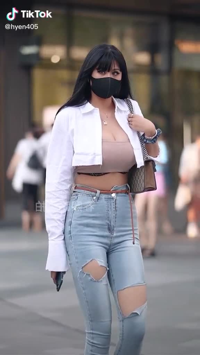 这就是大多数人眼中的微胖吗 #fypシ #girl #gaixinh #chinastreetstyle #chinesestreetfashion #streetfashion #fashion #style #streetwear