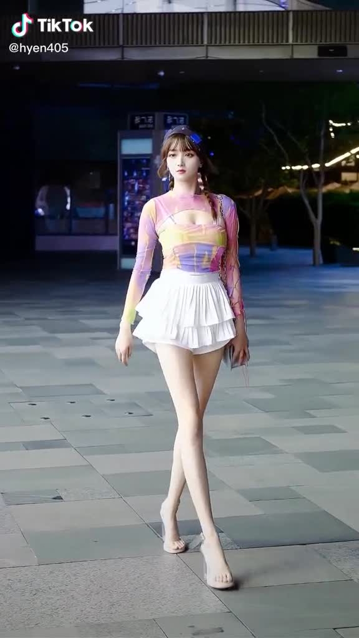 这算得上是你的“yyds”吗？ #gaixinh #chinastreetstyle #chinesestreetfashion #streetfashion #girl #foryou #fypシ #xuhuong