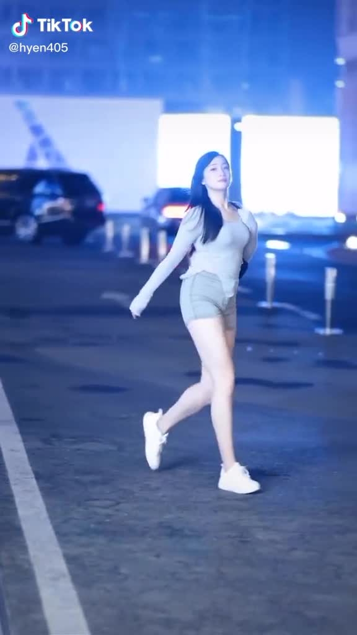 霸气侧漏%微胖 #girl #gaixinh #chinesestreetfashion #streetfashion
