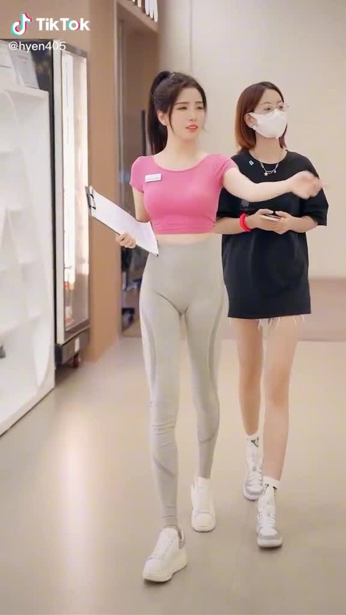 蜜儿教练带你们参观一下健身房，一个月身材完美塑形 #fypシ #gaixinh #gymgirl