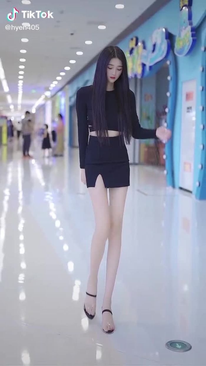 有空的话我想和你一起吹吹海风  #chinesestreetfashion #streetfashion #gaixinh #chinastreetstyle