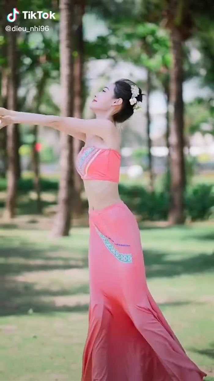#gáixinh #gái_đẹp #foryou #fyp #TikTokDieuKy 3
