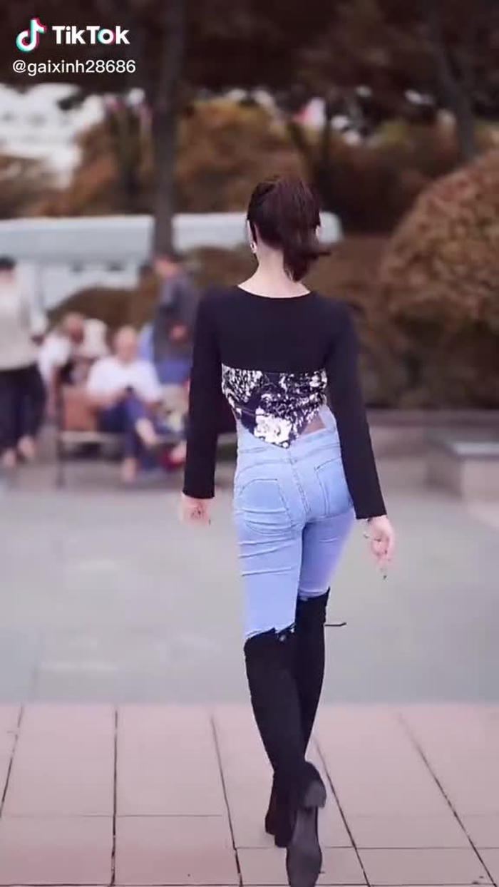 Dẻo như bánh quấn 😍😍. #xuhuong #gai #gaixinh
