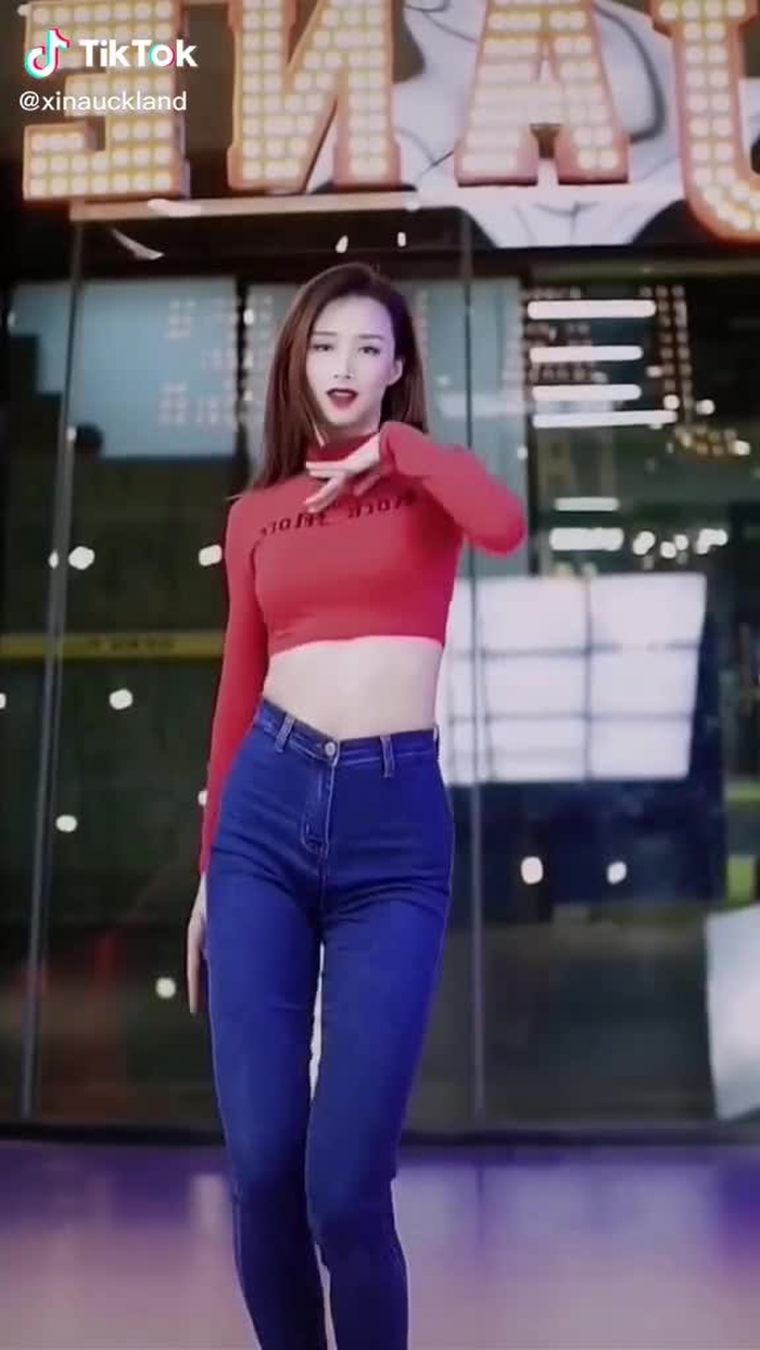 #SelfTaught #tiktokdance #model @tiktok