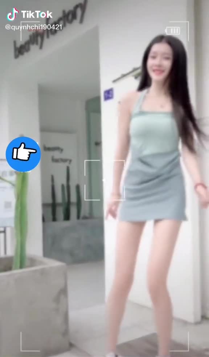 Phê🦋🦋🦋