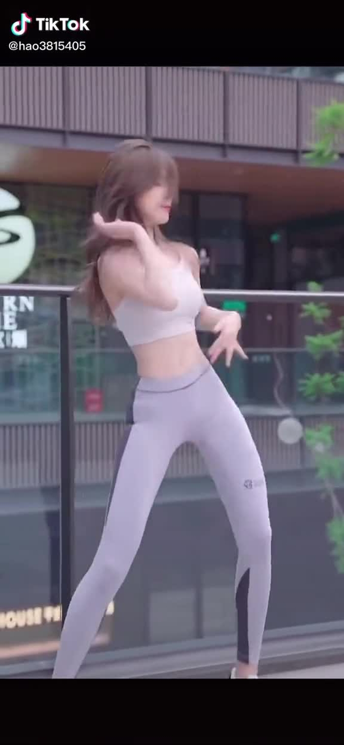행운e신 (@hao3815405) on TikTok 96